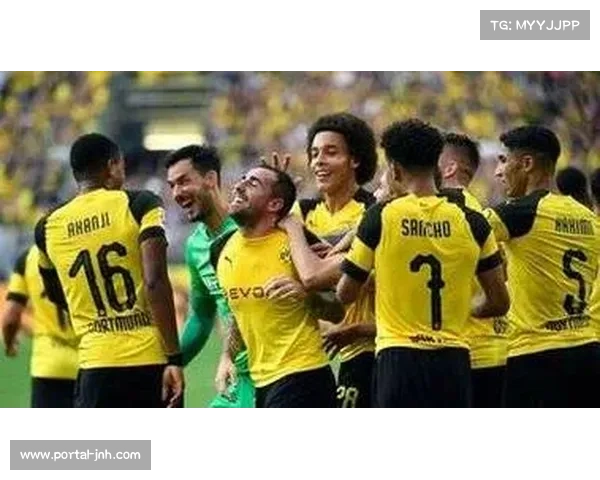 多特蒙德2-1亚特兰大：下半场开局闪电战，德甲球队主场领先