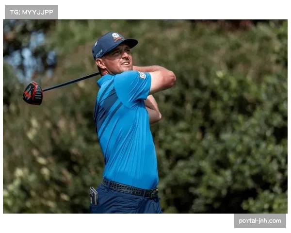 德尚博如何凭借超长开球称霸多米尼加狭窄球场